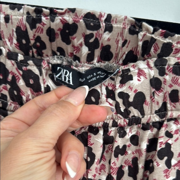 Zara Brown and Black Track Pants with Relaxed Fit - Picture 2 of 7